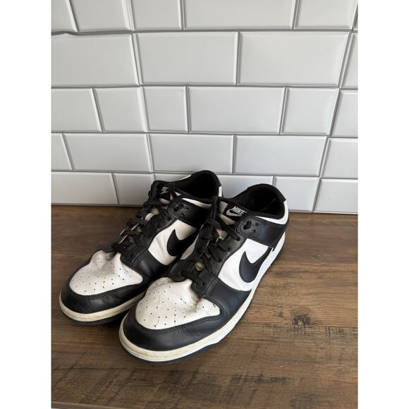 Nike Panda Dunk Low Men's Sneakers Size 11 Black/White - Picture 1 of 14